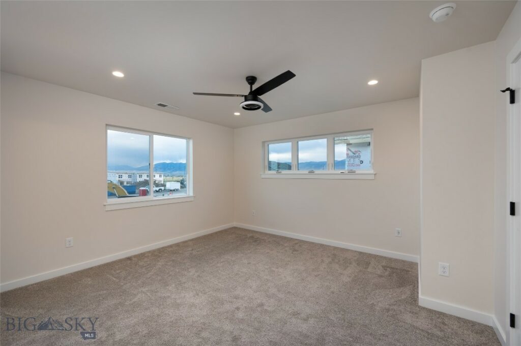 606 Companion Way