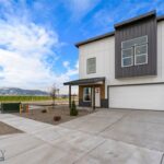608 Mira Way