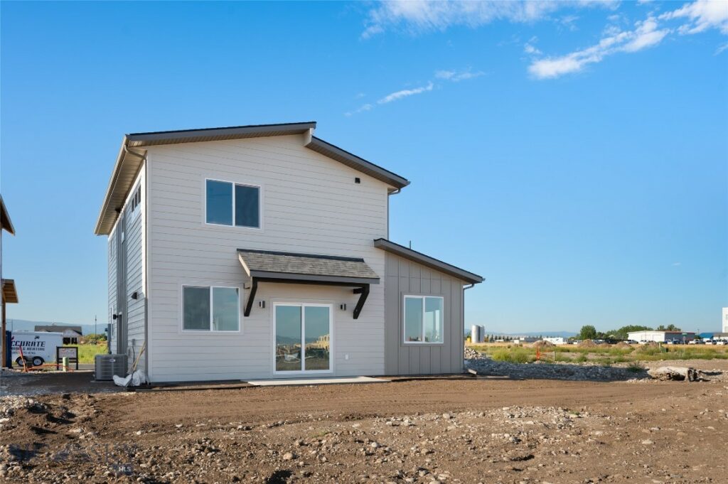 609 Companion Way