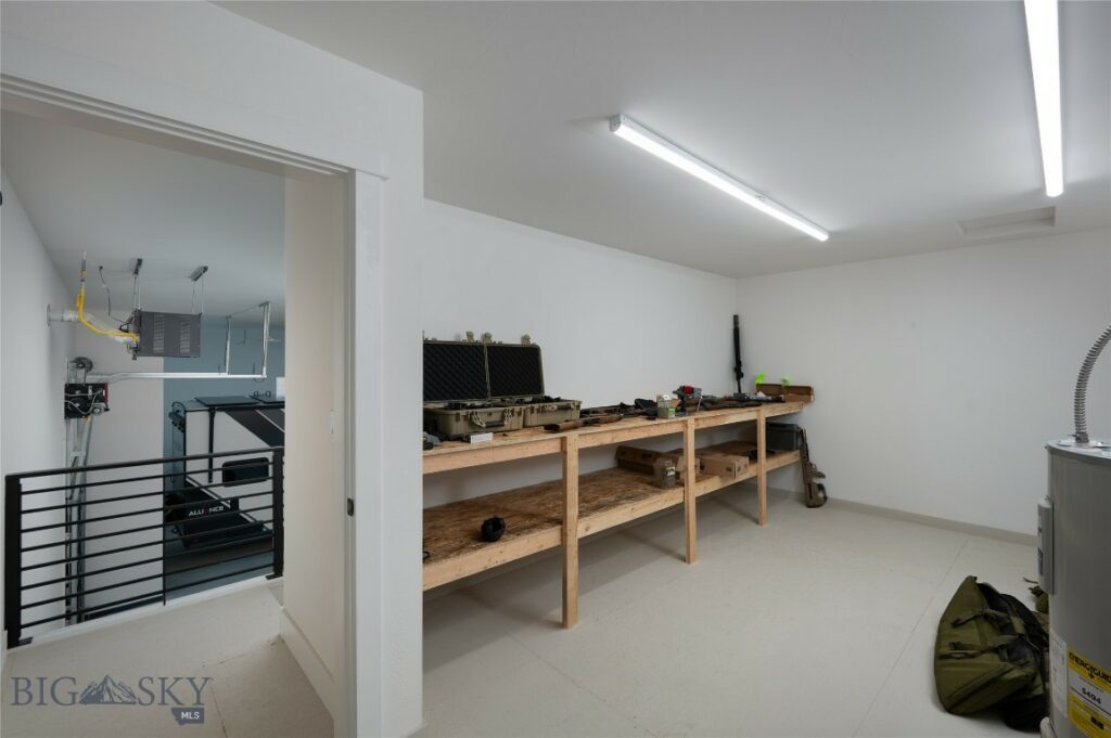 6111 Springhill Road