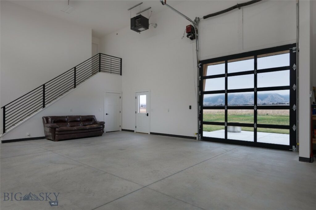 6111 Springhill Road