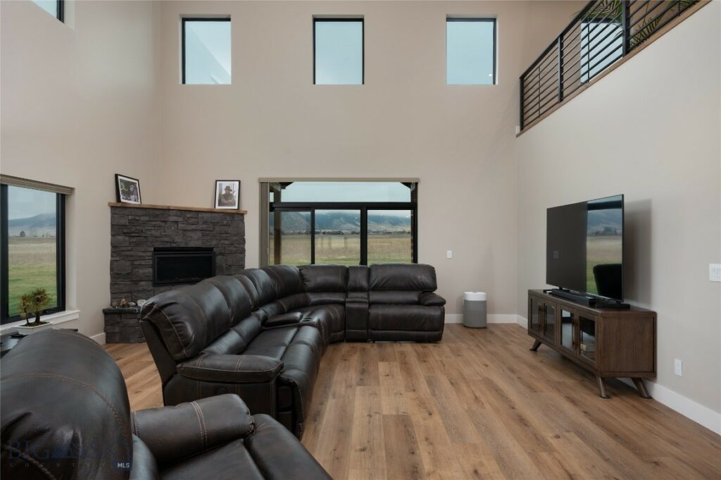 6111 Springhill Road