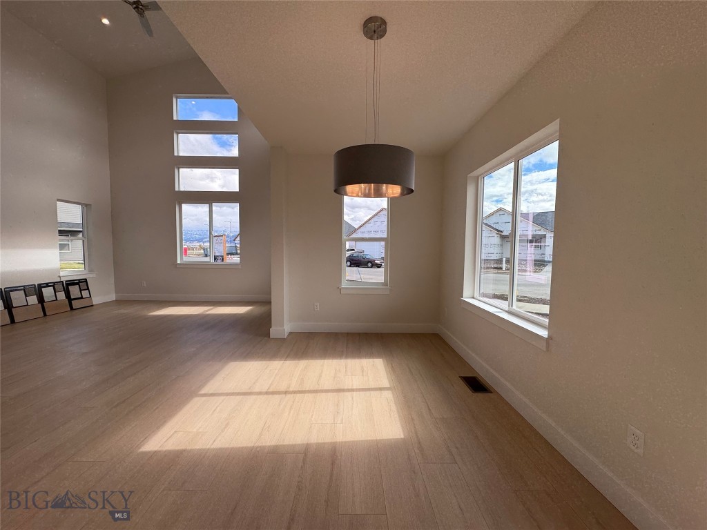 612 Companion Way