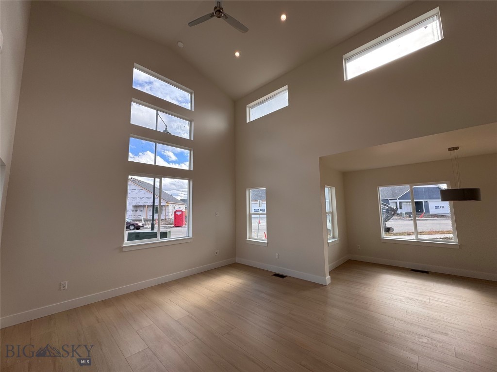 612 Companion Way