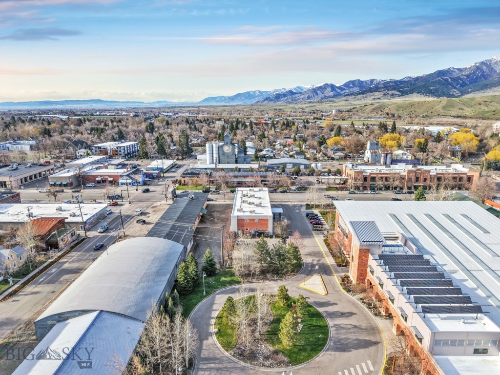 612 East Main Street