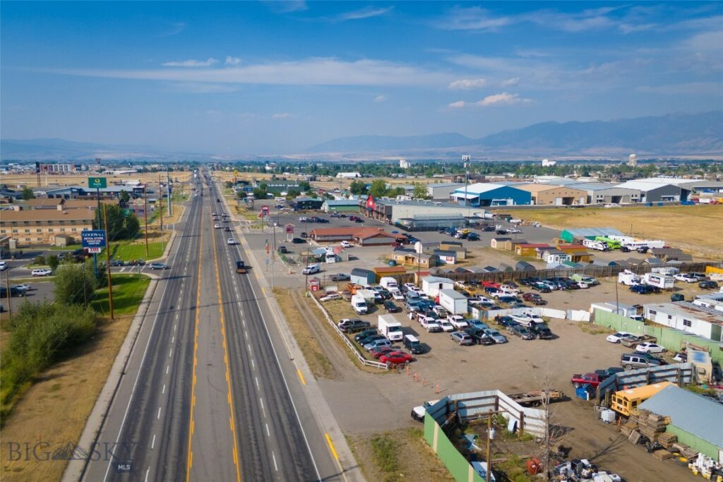 6125 Jackrabbit Lane