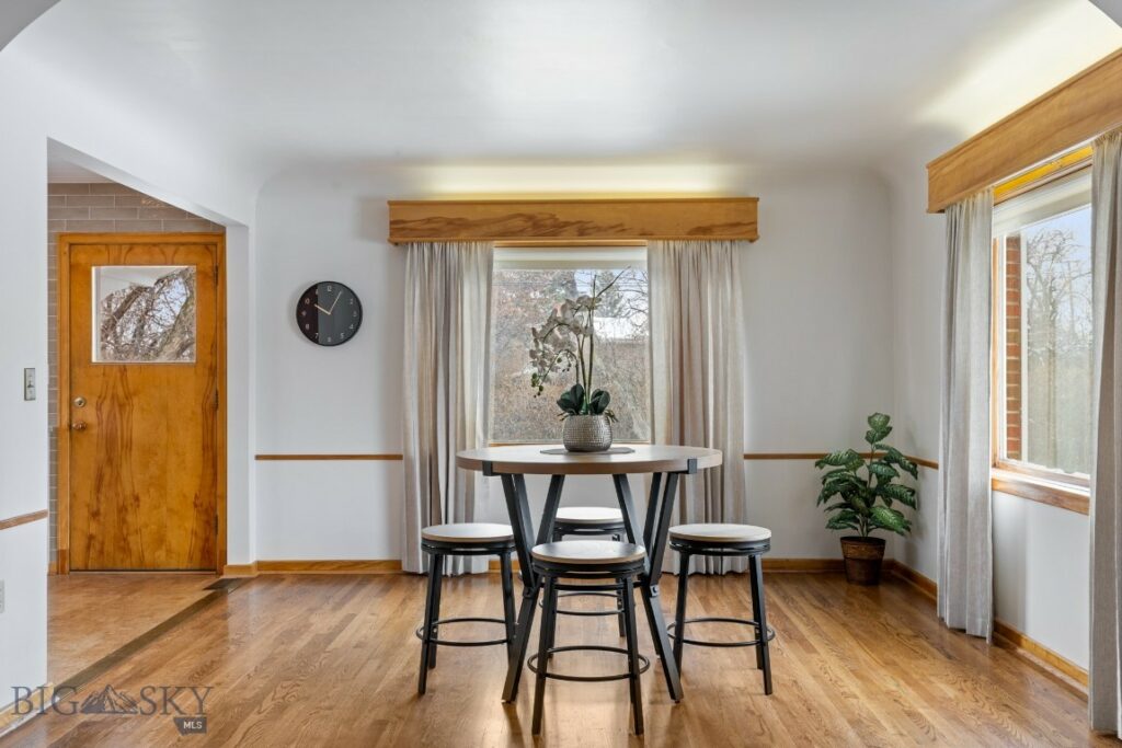 615 N 17th Avenue