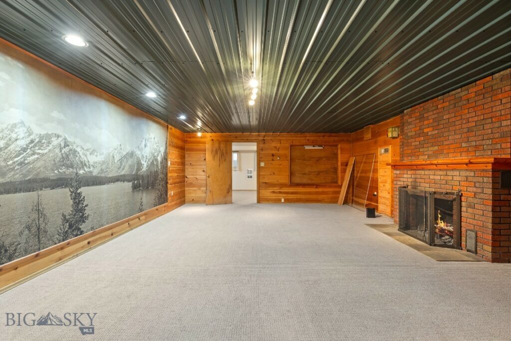 615 N 17th Avenue