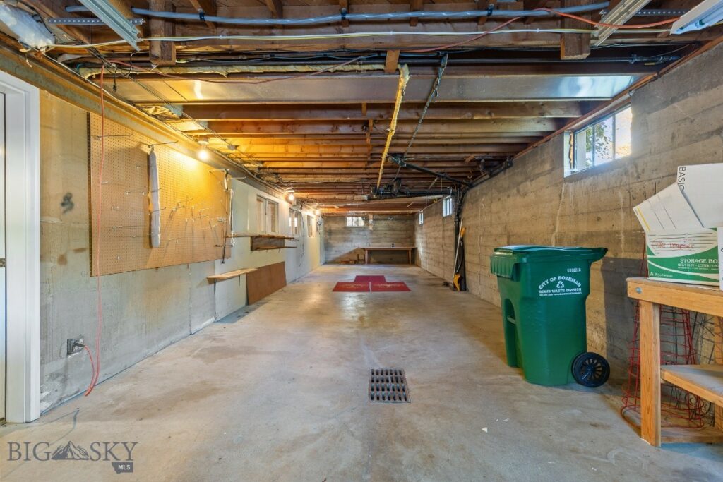 615 N 17th Avenue