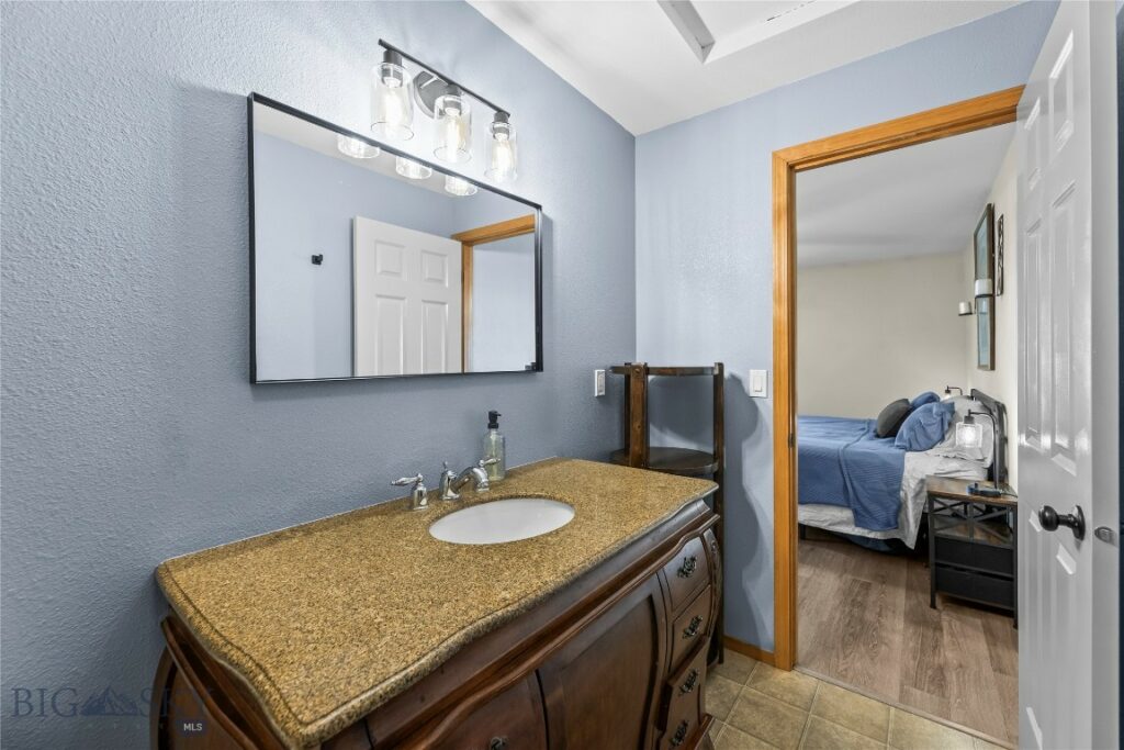 Bozeman MT 59715 - 16