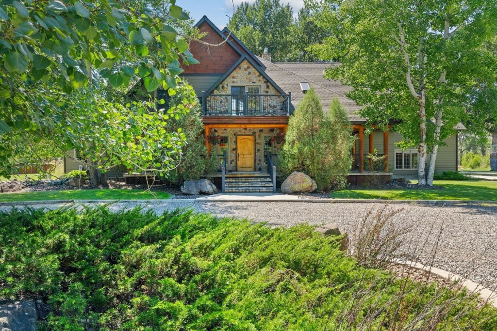 624 Rocking Horse Drive