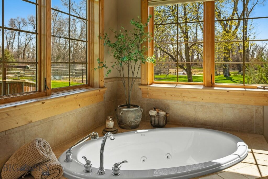 624 Rocking Horse Drive