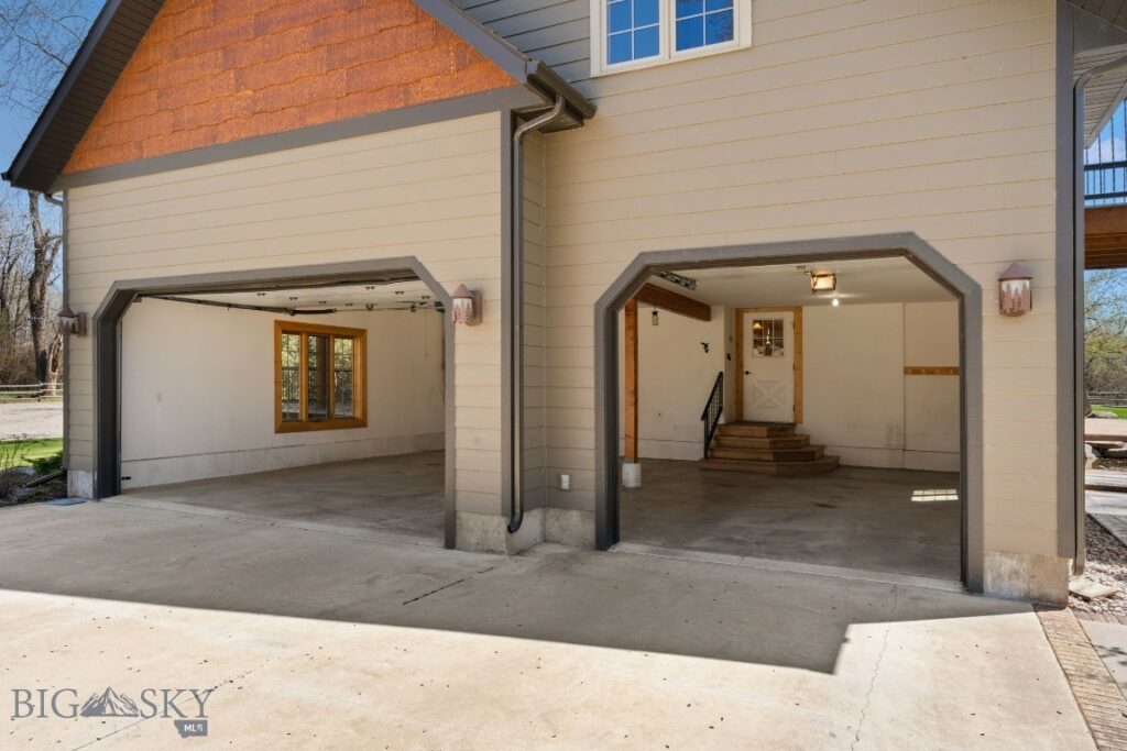 624 Rocking Horse Drive