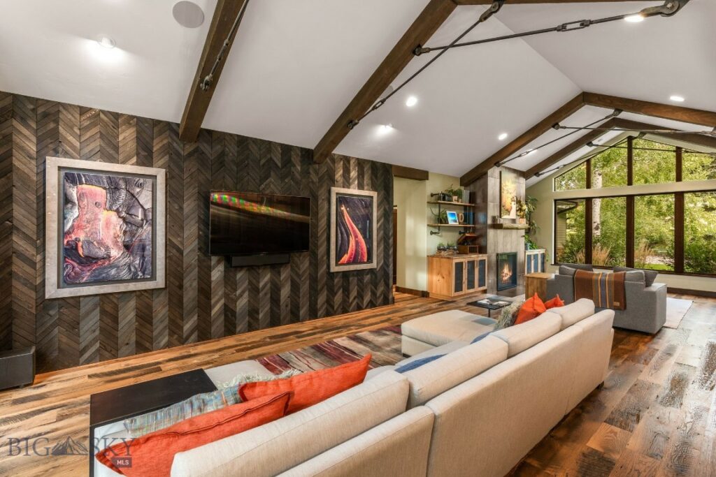 65 Triple Tree Lane