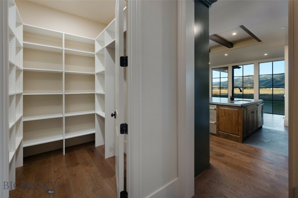 657 Hyalite View Drive