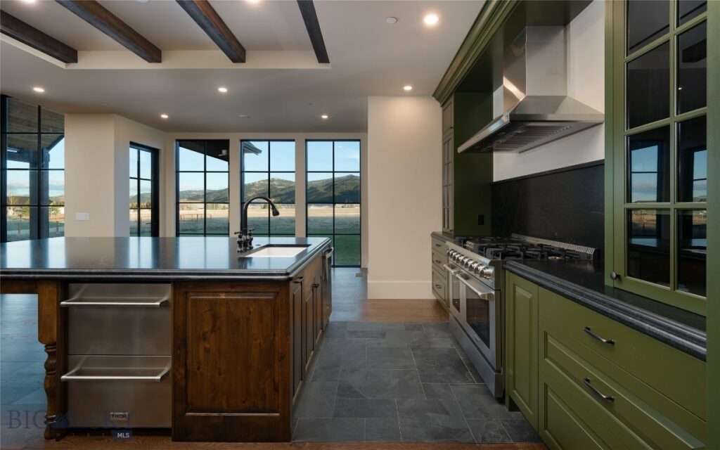 657 Hyalite View Drive