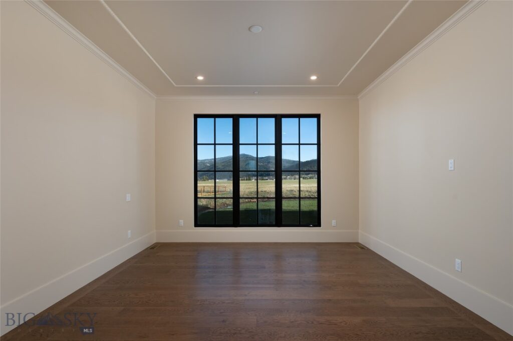 657 Hyalite View Drive