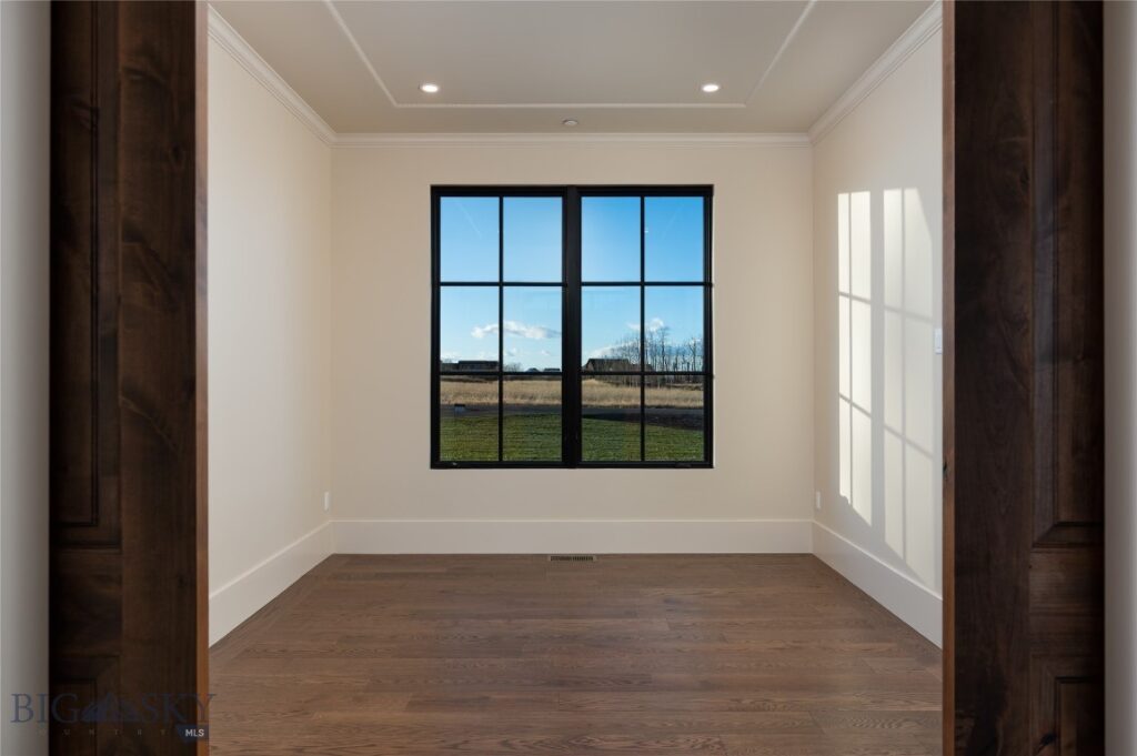 657 Hyalite View Drive
