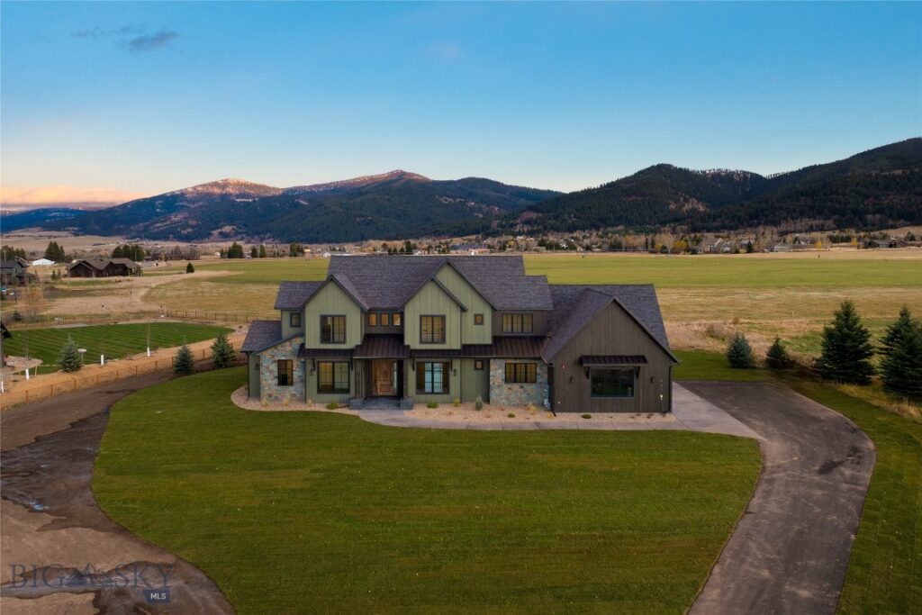657 Hyalite View Drive