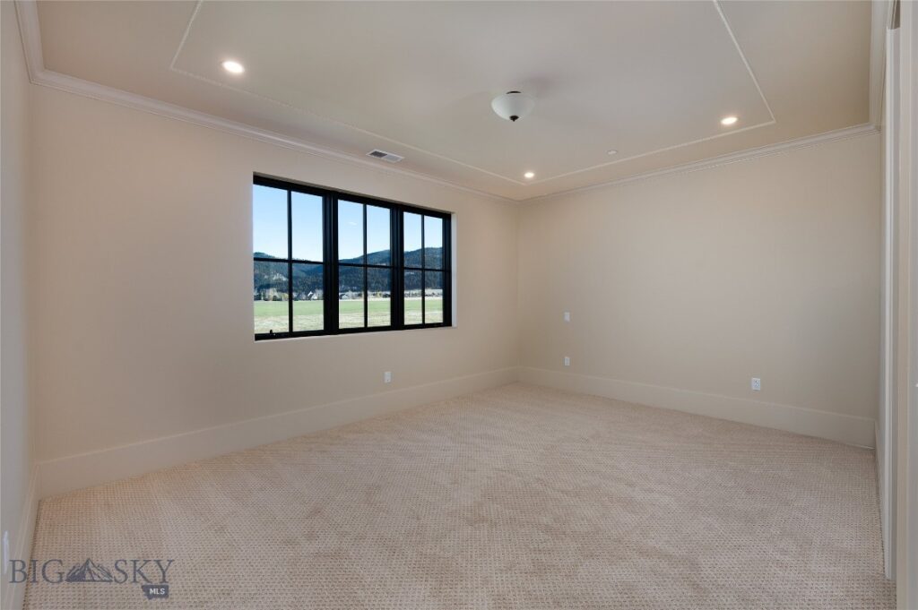 657 Hyalite View Drive