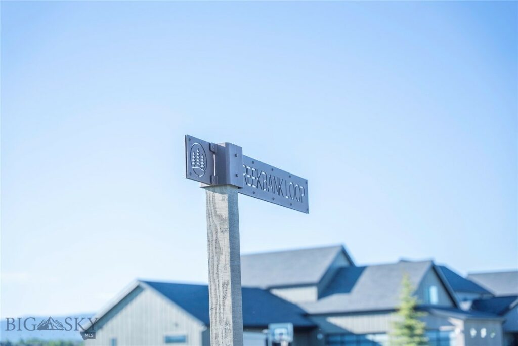 67 Creekbank Loop