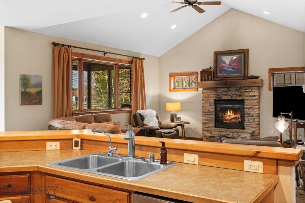 Bozeman MT 59718 - 16