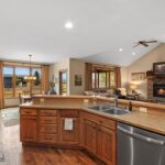 67 Upper Rainbow Road