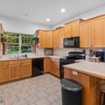 675 N 15th Avenue