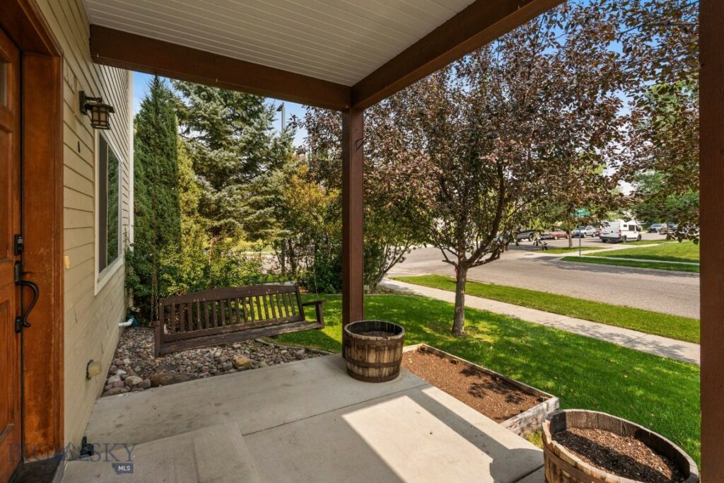 677 Westgate