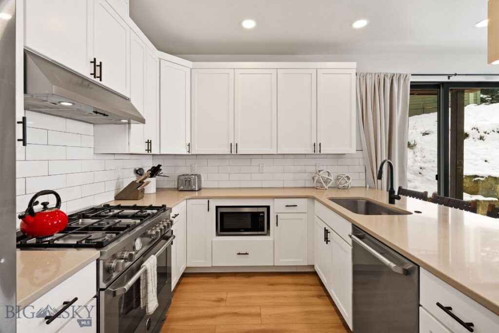 691 Sunburst Drive
