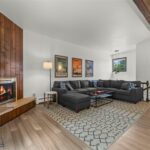 704 S 16th