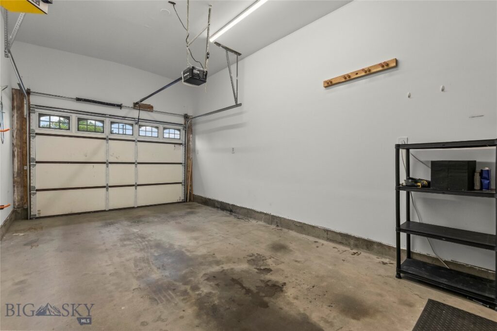 704 S 16th