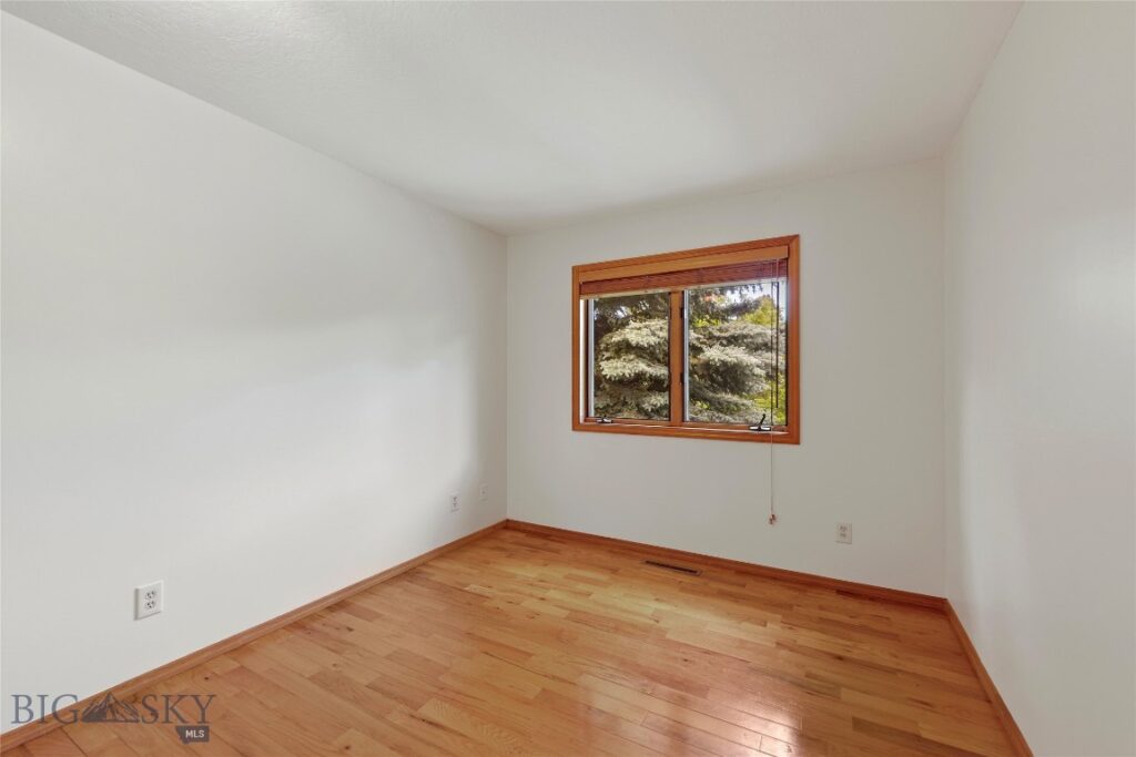 705 S 15th