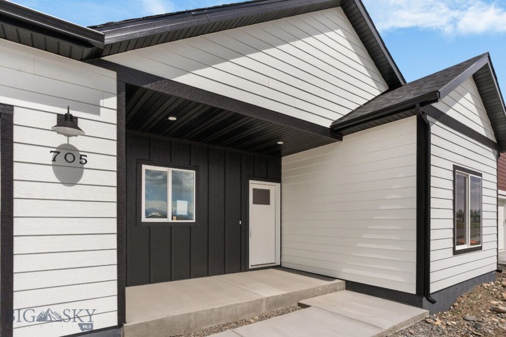 705 Spaniel Lane