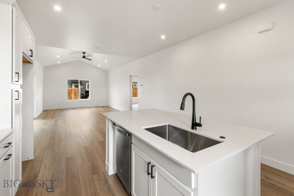 705 Spaniel Lane