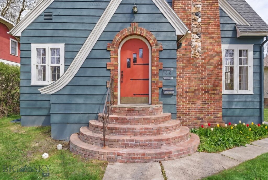 706 S 6th Avenue