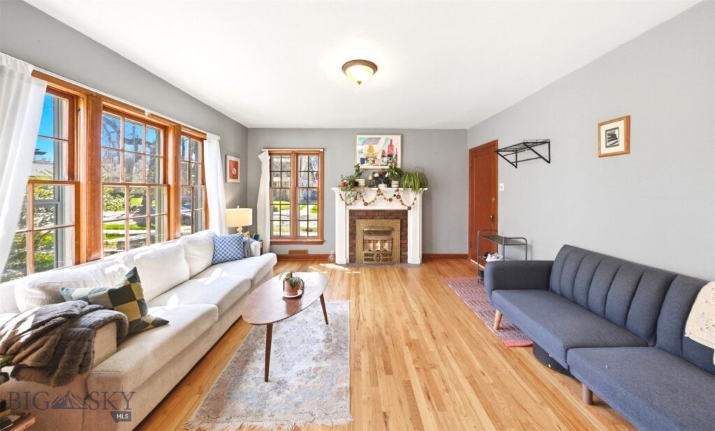 706 S 6th Avenue