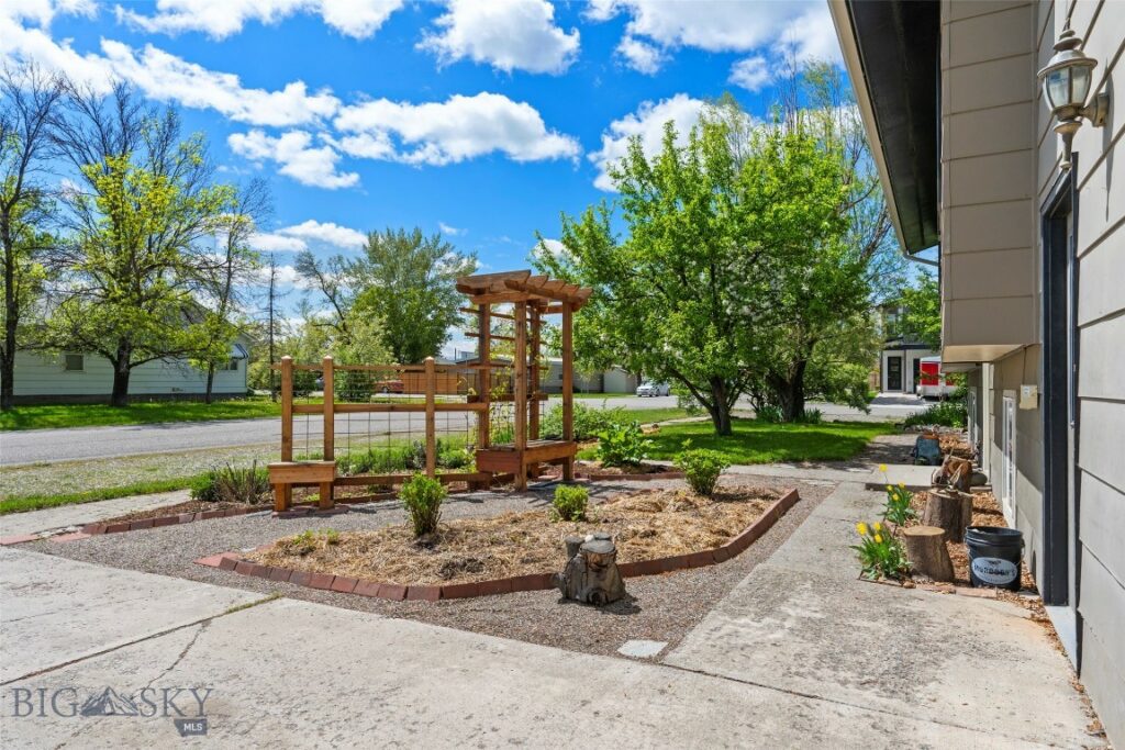 Belgrade MT 59714 - 5