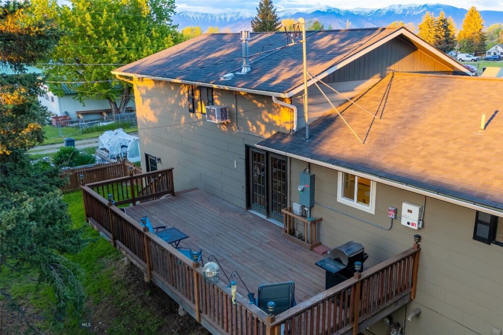 707 Montana Street