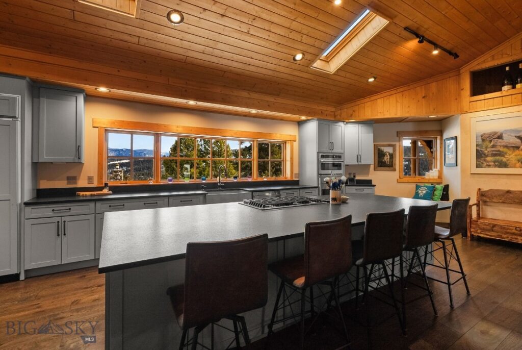 707 Crown Butte Road