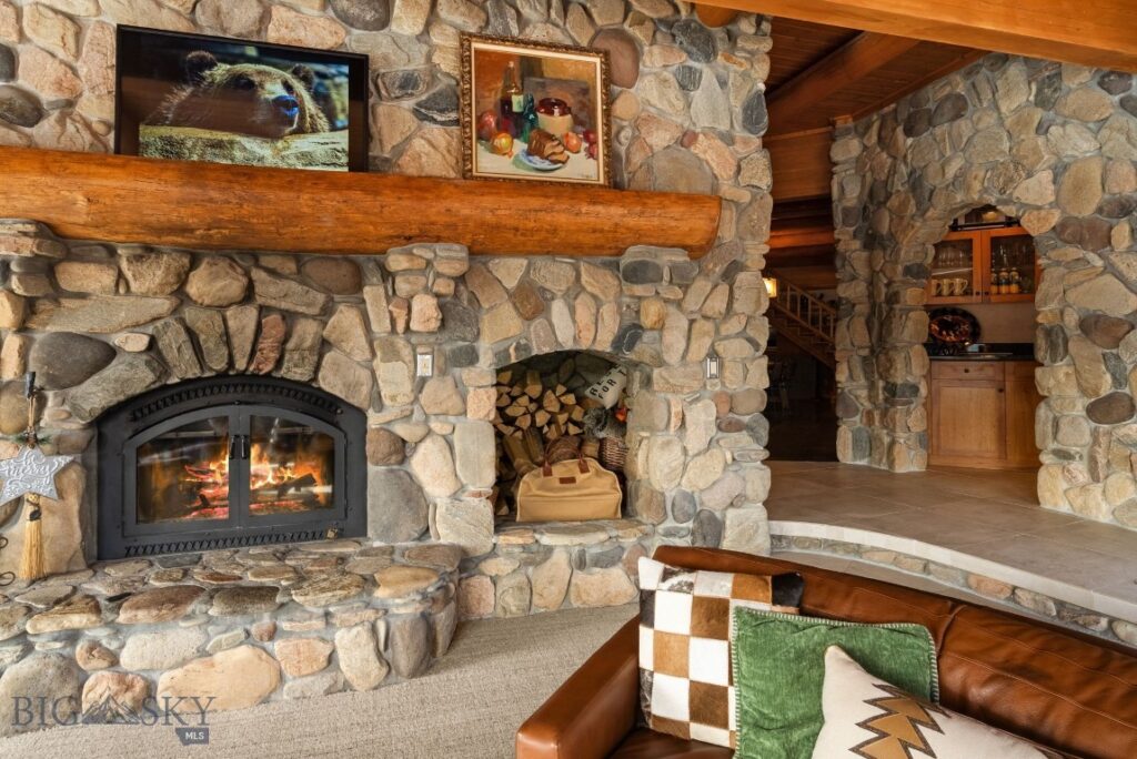 707 Crown Butte Road