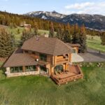707 Crown Butte Road