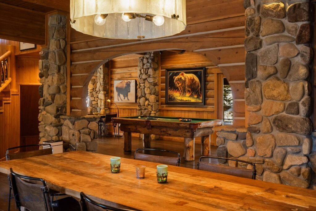 707 Crown Butte Road