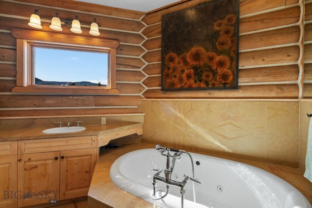 707 Crown Butte Road