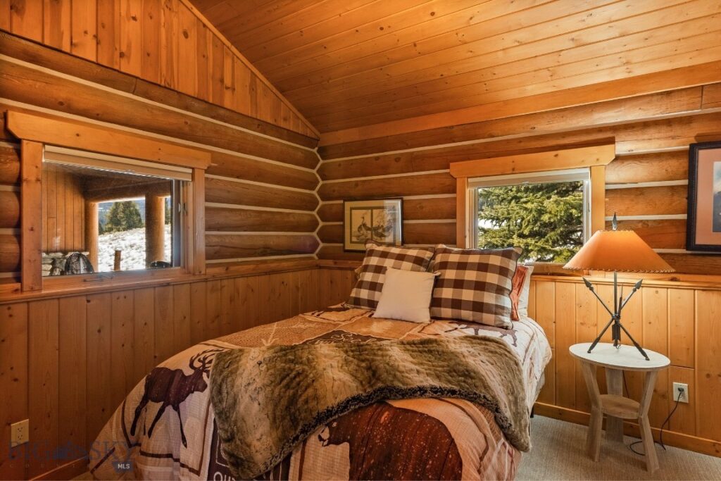707 Crown Butte Road