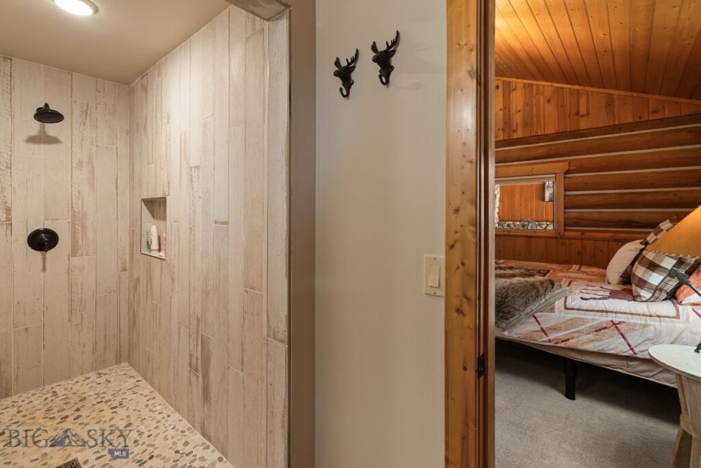 707 Crown Butte Road