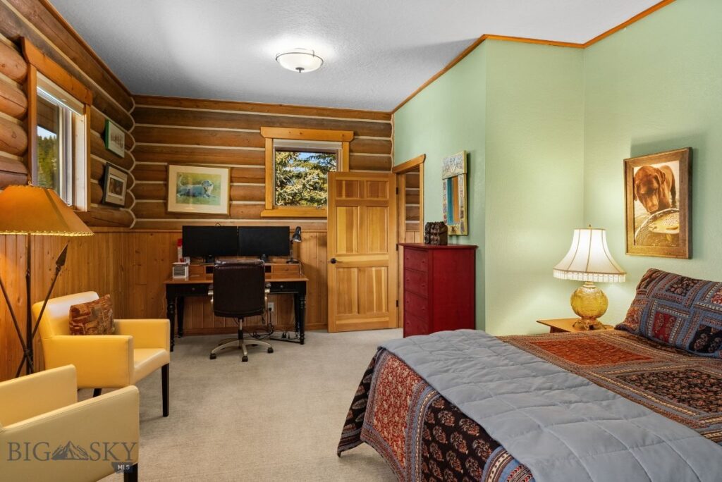 707 Crown Butte Road