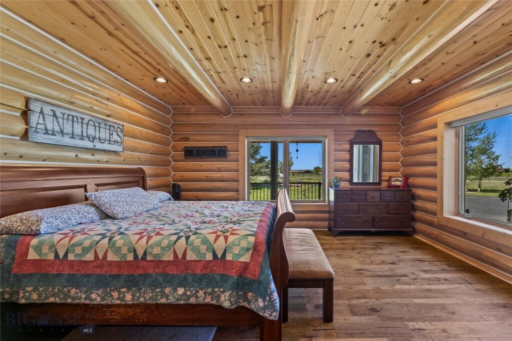 7100 Springhill