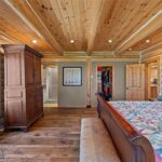 7100 Springhill