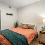 718 W Babcock Street